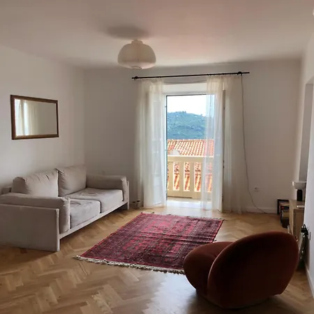 Apartment Niva 2- Stunning Sea View 2 Bedroom Dubrovnik