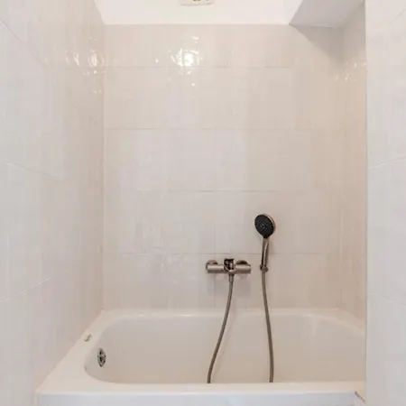 Niva 2- Stunning Sea View 2 Bedroom *