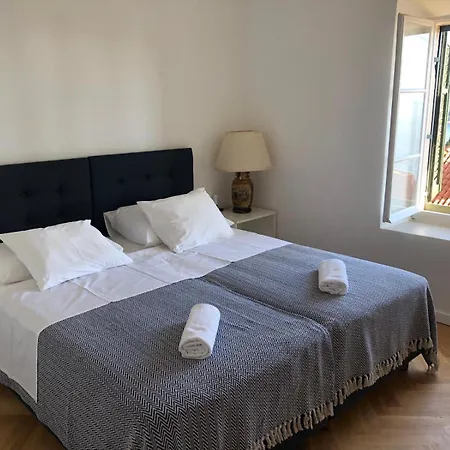 公寓 Niva 2- Stunning Sea View 2 Bedroom *