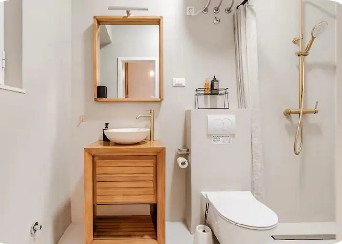 Niva 2- Stunning Sea View 2 Bedroom 公寓