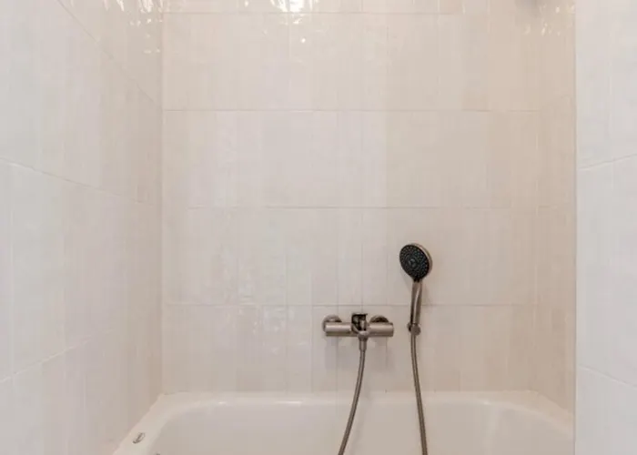 Niva 2- Stunning Sea View 2 Bedroom *
